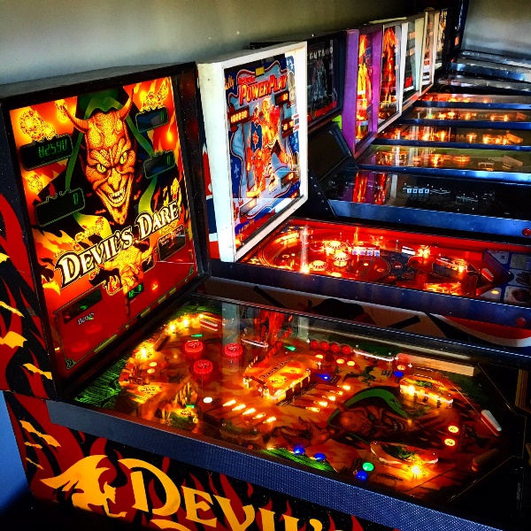 The Ottawa Pinball Arcade | 2559 Baseline Rd, Ottawa, ON K2H 7B3, Canada | Phone: (613) 223-6108