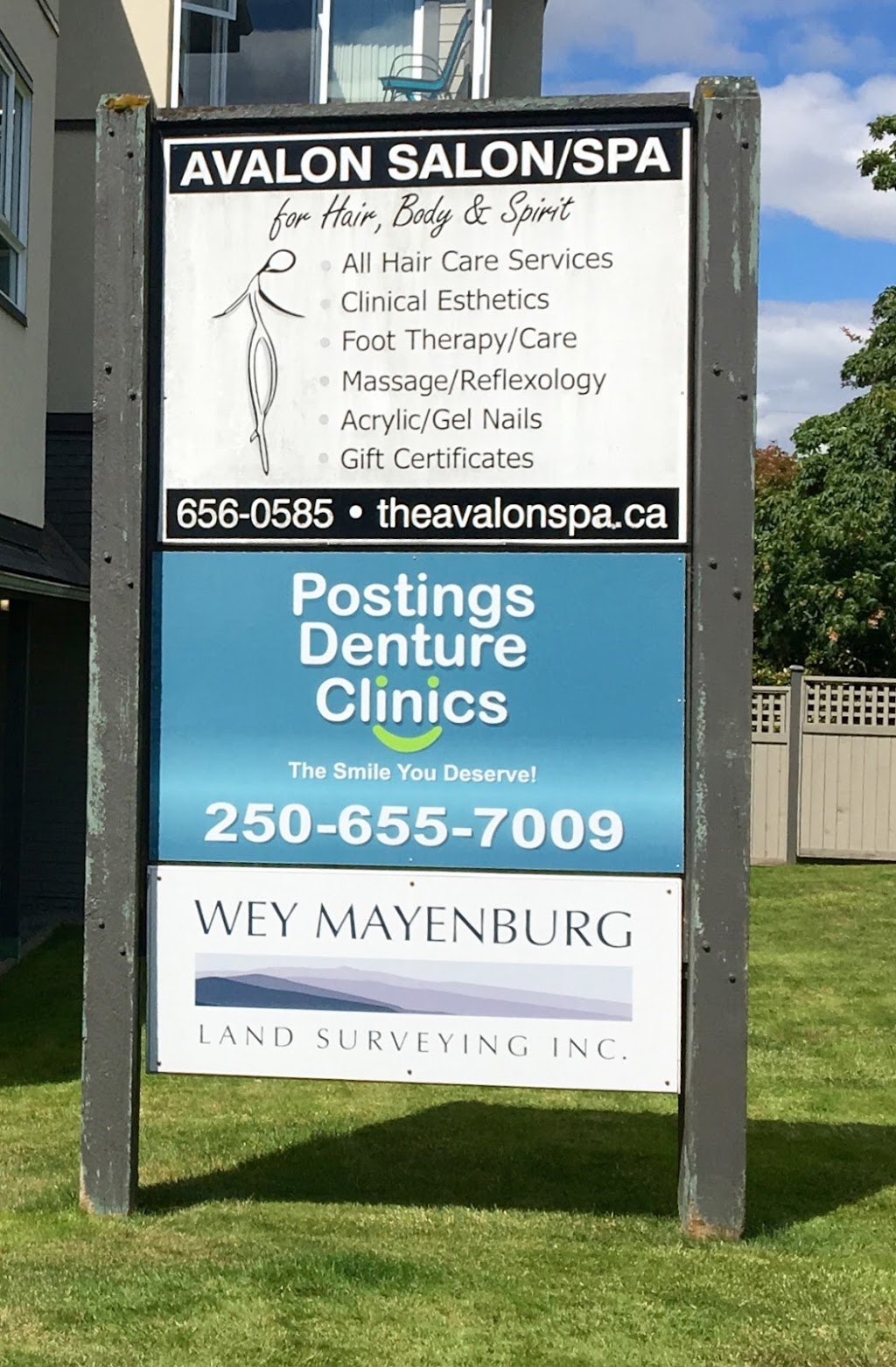 Postings Denture Clinic | 2227 James White Blvd #3, Sidney, BC V8L 1Z5, Canada | Phone: (250) 655-7009
