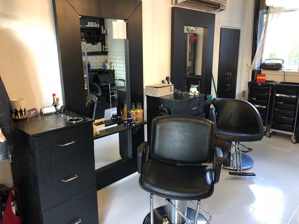 Salon Aux Ciseaux DArt | 363 Rue Latour, Saint-Jean-sur-Richelieu, QC J3B 1M5, Canada | Phone: (450) 348-3130