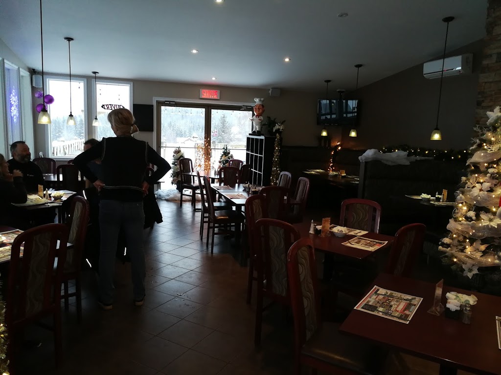 Restaurant La Reserve MD Inc. | 1933 QC-125, Notre-Dame-de-la-Merci, QC J0T 2A0, Canada | Phone: (819) 424-0004