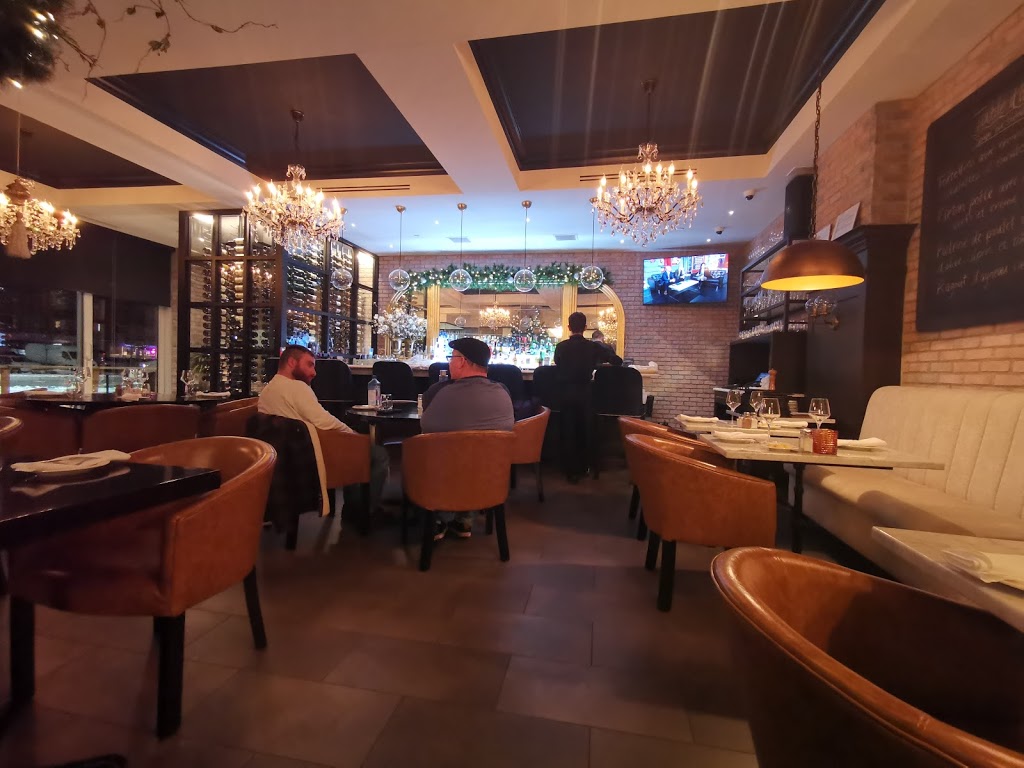 Bocci Restaurant Bar Lounge | 1756 Av Dollard, LaSalle, QC H8N 1T8, Canada | Phone: (514) 365-6519