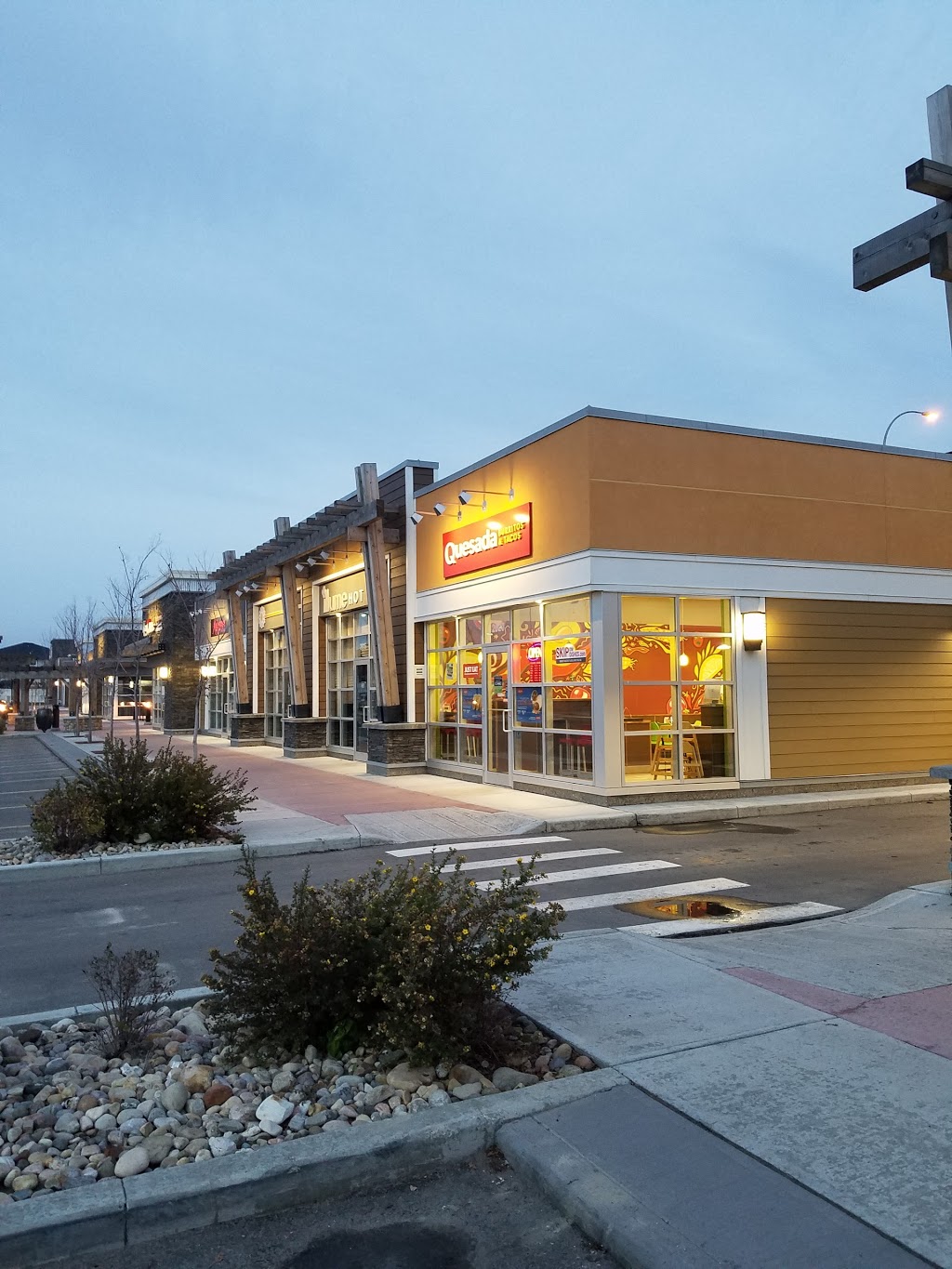 Quesada Burritos & Tacos | 2060 Symons Valley Pkwy NW #2020, Calgary, AB T3P 0M9, Canada | Phone: (403) 457-9990