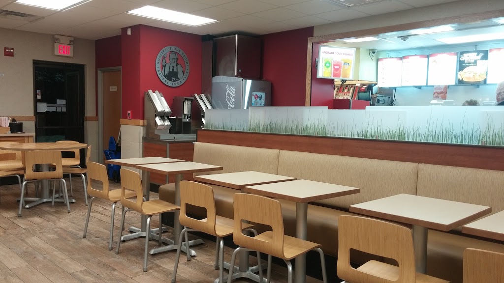 Wendys | 187 Waterfront Plaza, Newport, VT 05855, USA | Phone: (802) 334-5717