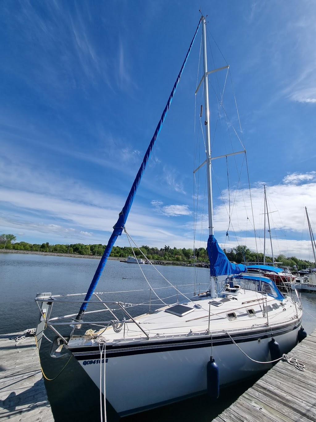 Kingston Sailing Charters | 1270 Coverdale Dr, Kingston, ON K7M 8X7, Canada | Phone: (613) 449-1060