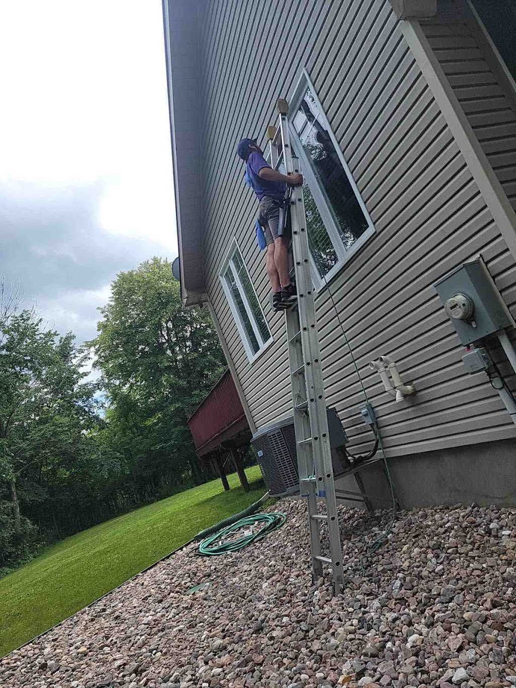 GlassWing Window Cleaning Ottawa | 266 Lorry Greenberg Dr Unit 118, Ottawa, ON K1T 3K1, Canada | Phone: (613) 656-1464