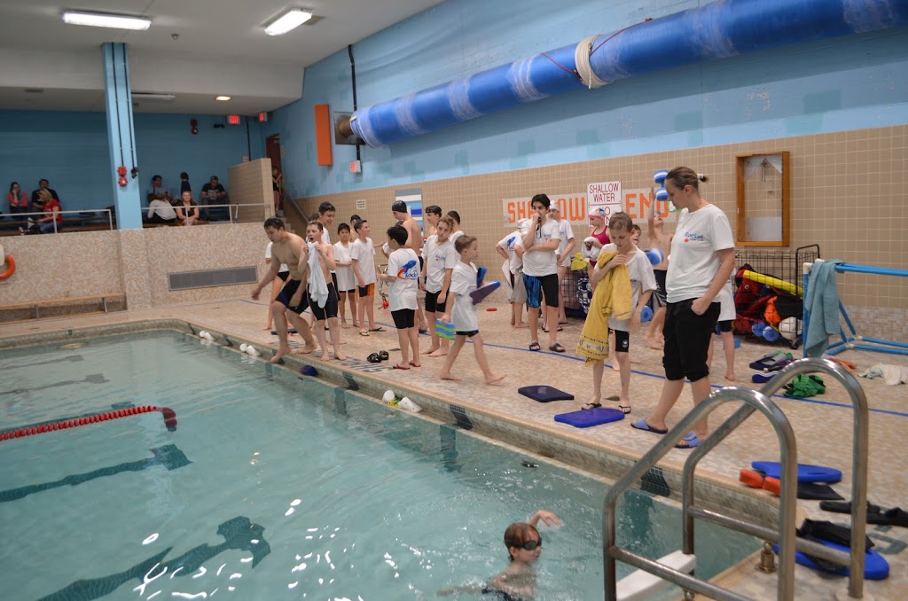 Rocket Swim Club Main | 125 Evelyn Crescent, Toronto, ON M6P 3E3, Canada | Phone: (416) 564-6630