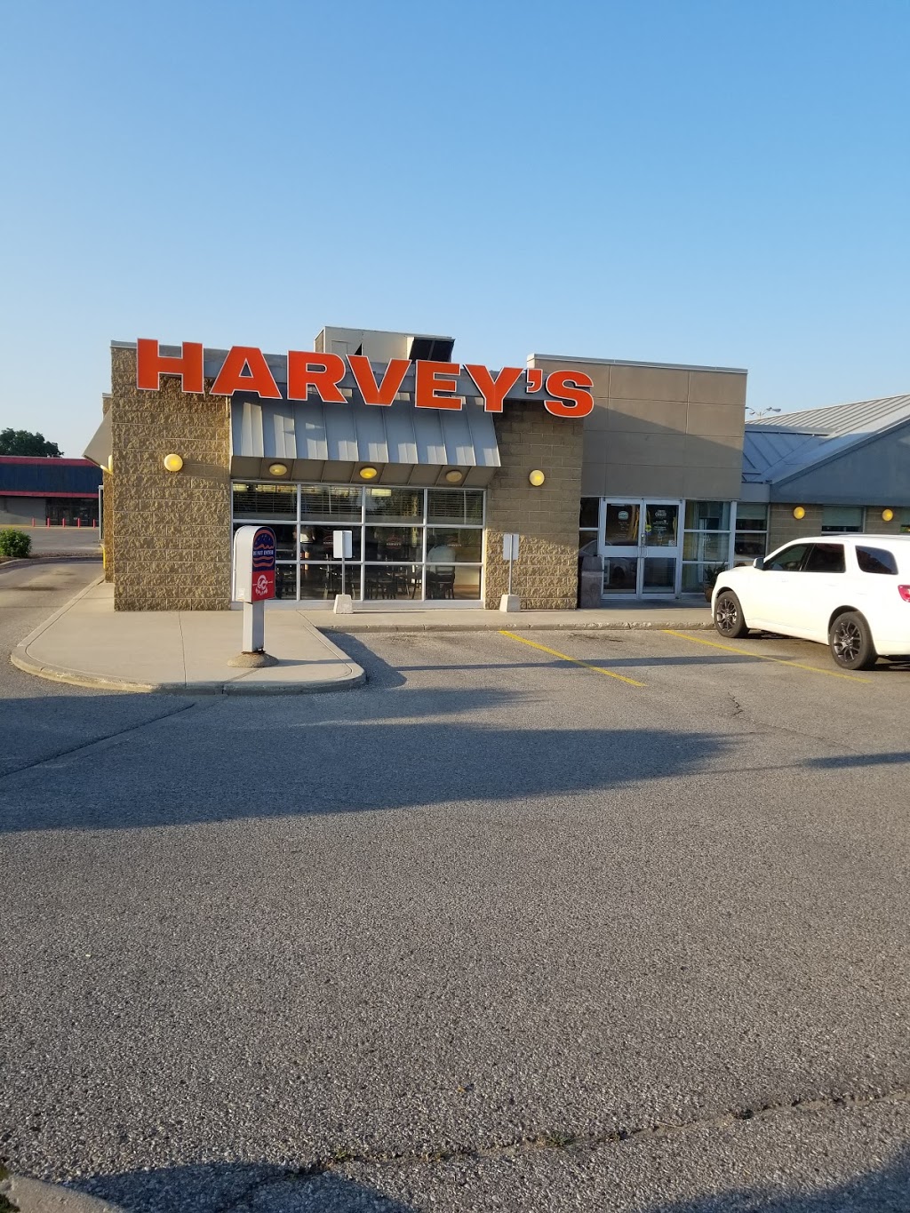 Harveys | 400 Simcoe St, Tillsonburg, ON N4G 4X1, Canada | Phone: (519) 688-4857
