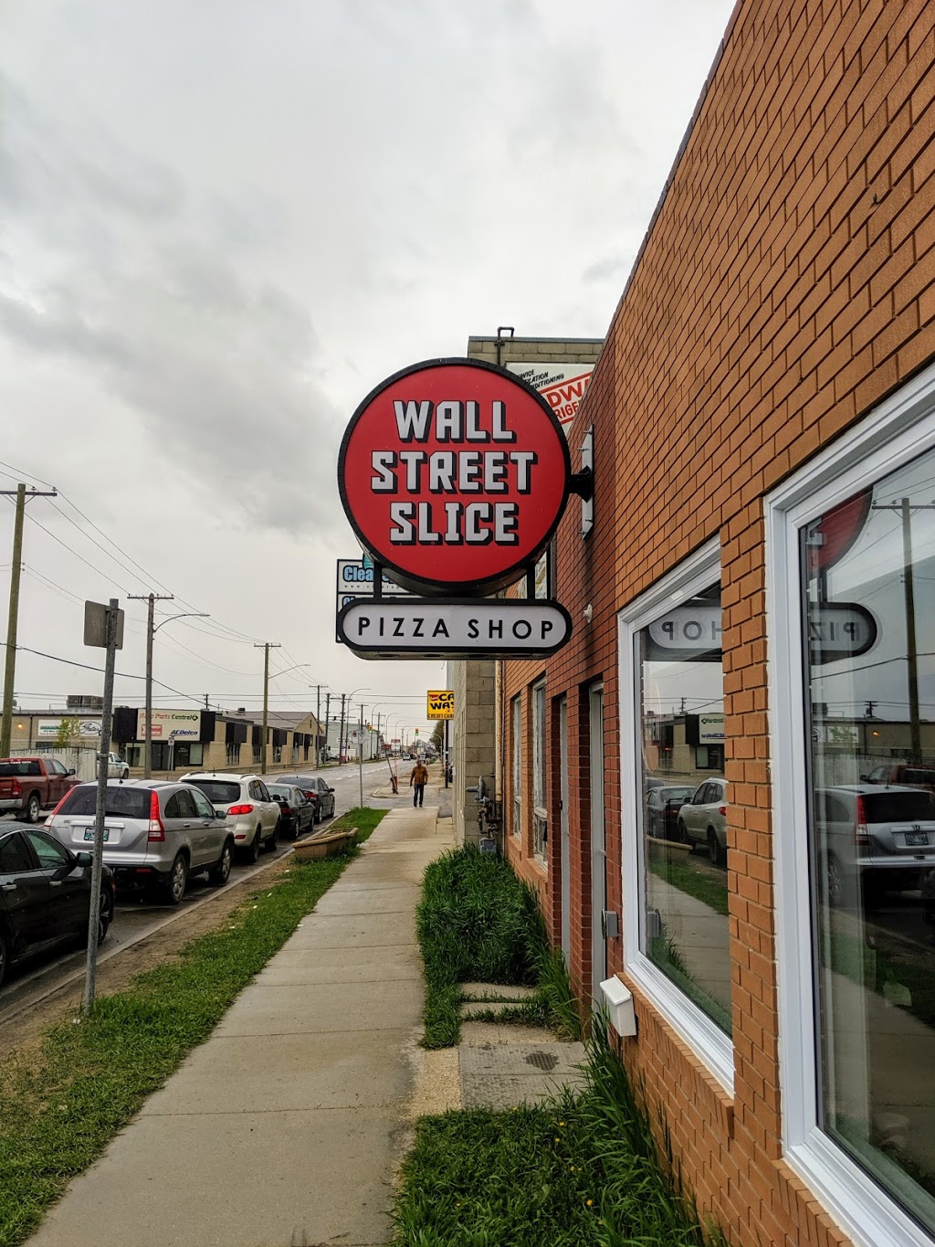 Wall Street Slice | 753 Wall St, Winnipeg, MB R3G 2T6, Canada | Phone: (204) 221-7272