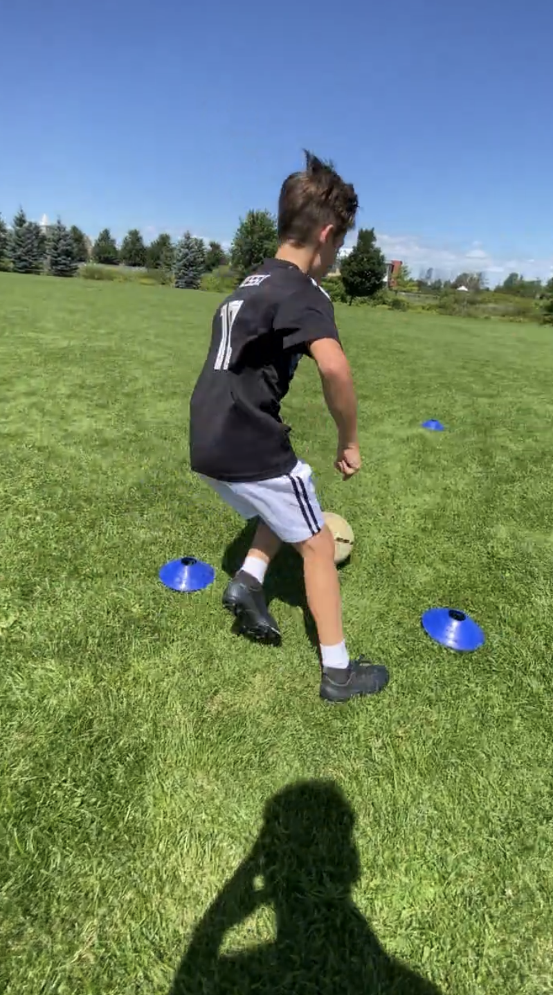 Offszn Soccer Training | 71 Woodcrest Rd, Barrie, ON L4N 2V6, Canada | Phone: (647) 237-3169