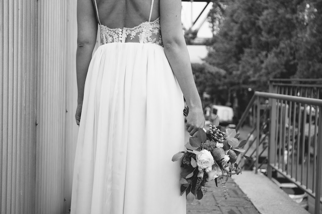 Reign Bridal | 1522 Hovey Rd, Saanichton, BC V8M 1S7, Canada | Phone: (236) 305-5588