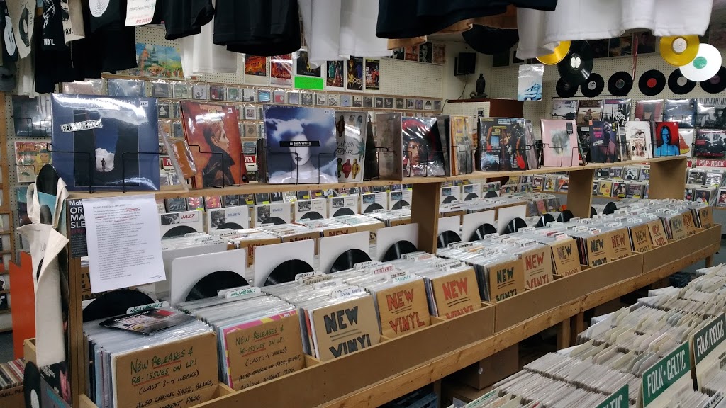 Records On Wheels | 34 King St E, Dundas, ON L9H 1B8, Canada | Phone: (905) 627-7706