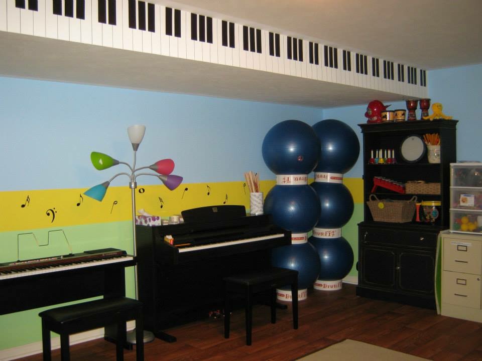 Music for Young Children - Tillsonburg | 30 Woodland Crescent, Tillsonburg, ON N4G 5R5, Canada | Phone: (519) 842-9537