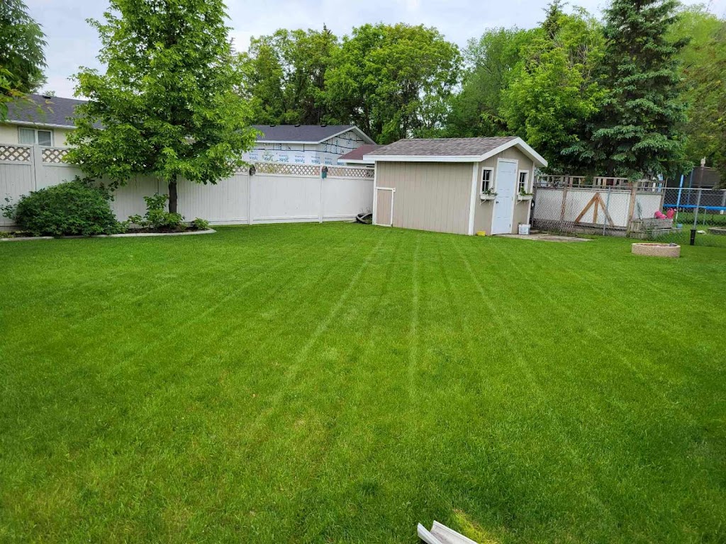 The Promised Lawn | 22 Ravenhill Dr, Kleefeld, MB R0A 0V2, Canada | Phone: (204) 290-2045