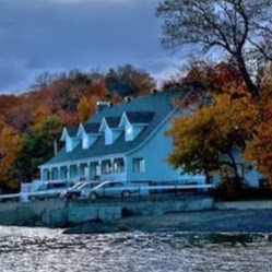 Auberge Chaumonot | 425 Chemin Royal, Saint-François-de-lÎle-dOrléans, QC G0A 3S0, Canada | Phone: (418) 829-2735