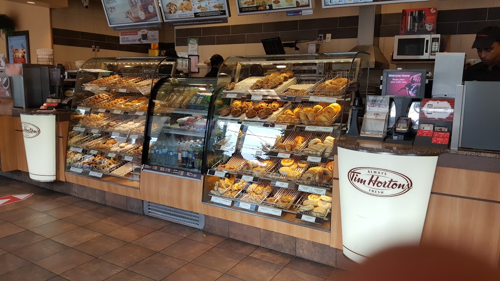 Tim Hortons | 335 Parliament St, Toronto, ON M5A 2Z3, Canada | Phone: (416) 703-2717