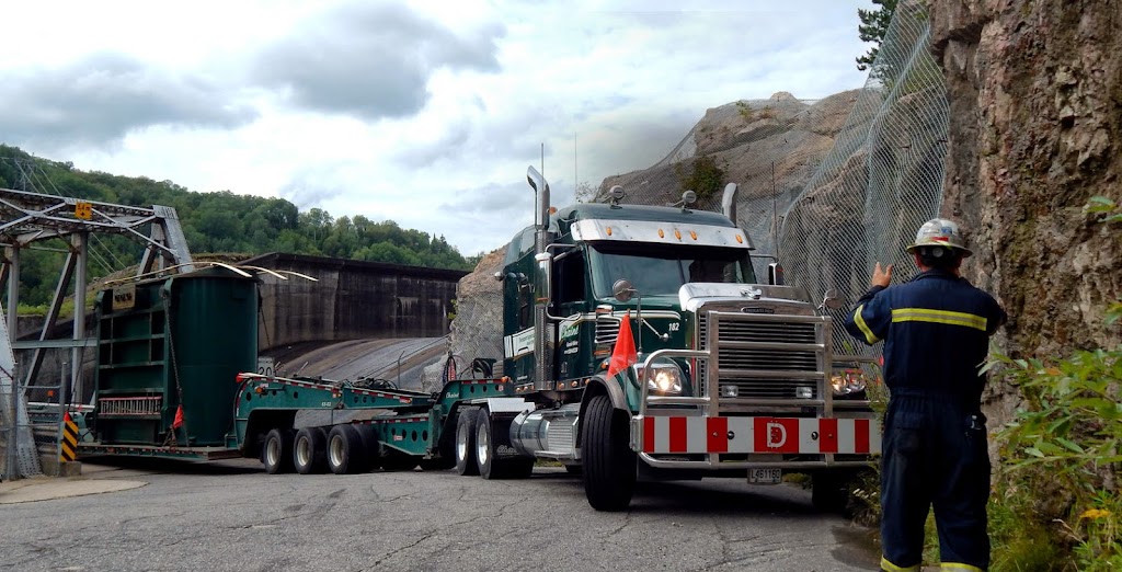 Transport Chainé Inc | 190 Rue des Ouvriers, Shawinigan, QC G9T 5K5, Canada | Phone: (819) 538-8328