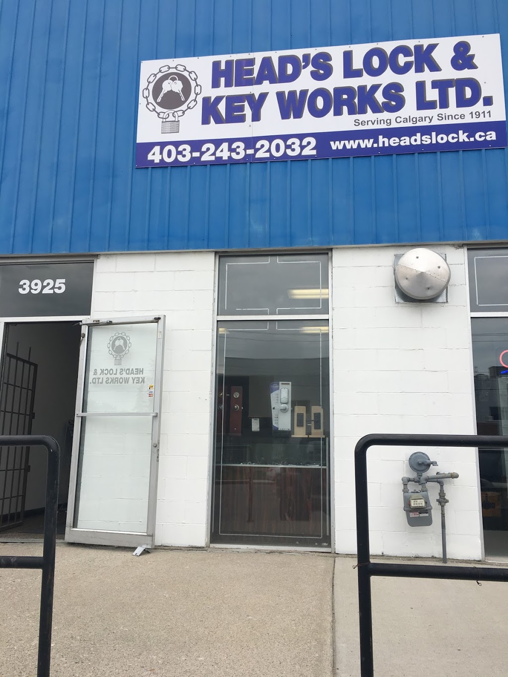 Heads Lock & Key Works Ltd | 3925 Manchester Rd SE, Calgary, AB T2G 4A1, Canada | Phone: (403) 243-2032