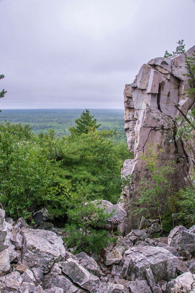 The Crack | Killarney, ON P0M, Canada | Phone: (705) 287-2900