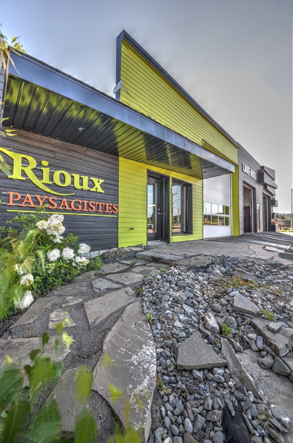 Rioux Paysagistes | 675 Rue Jean-Rioux, Trois-Pistoles, QC G0L 4K0, Canada | Phone: (418) 857-2222