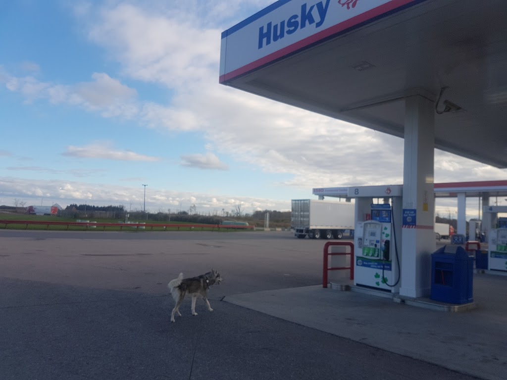 HUSKY | 2054 Joyceville Rd, Joyceville, ON K0H 1Y0, Canada | Phone: (613) 542-3468