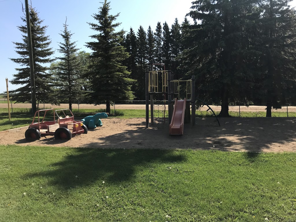 Wilsons Beach Campground | 41216, Range Rd 282, Lacombe County, AB T4L 2N3, Canada | Phone: (403) 782-3202