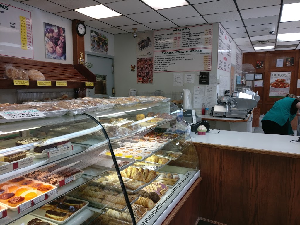 Portugese Canadian Bakery | 5304 118 Ave NW, Edmonton, AB T5W 1C4, Canada | Phone: (780) 413-4056