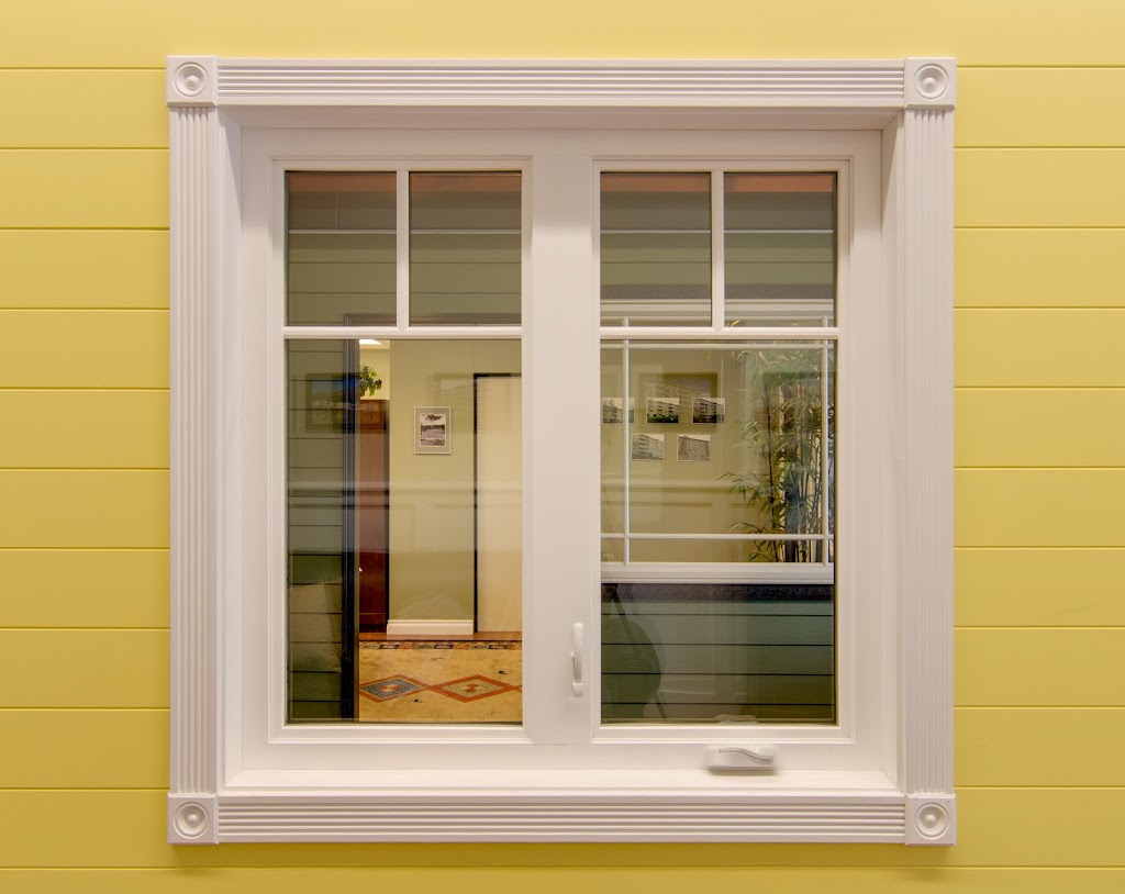 The Vinyl Window Company | 2123 Malaview Ave, Sidney, BC V8L 2E5, Canada | Phone: (250) 652-0790