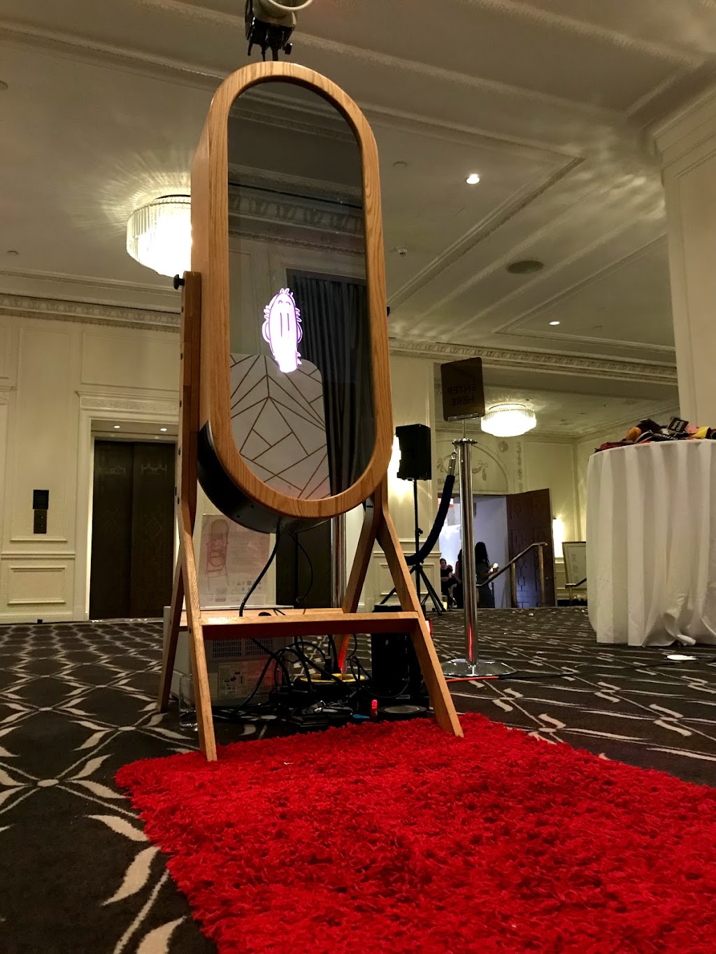 Phonix Magic Mirror Photo Booth | 3588 Vanness Ave, Vancouver, BC V5R 6E9, Canada | Phone: (778) 991-3728