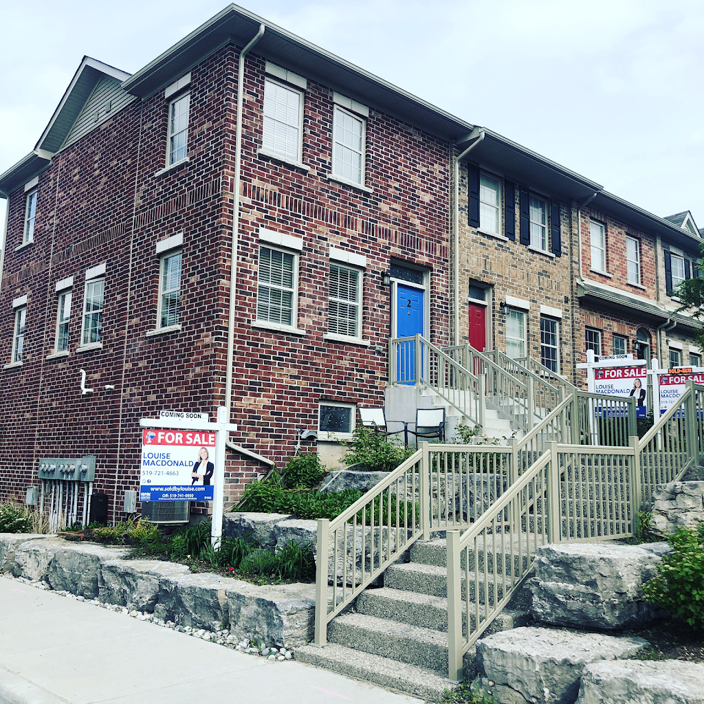 Louise Macdonald - RE/MAX Real Estate Centre | 766 Hespeler Rd, Cambridge, ON N3H 5L8, Canada | Phone: (519) 721-4663