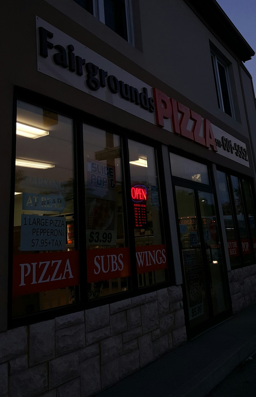 Fairgrounds PIZZA | 1008 Dundas St, London, ON N5W 3A3, Canada | Phone: (519) 601-5552