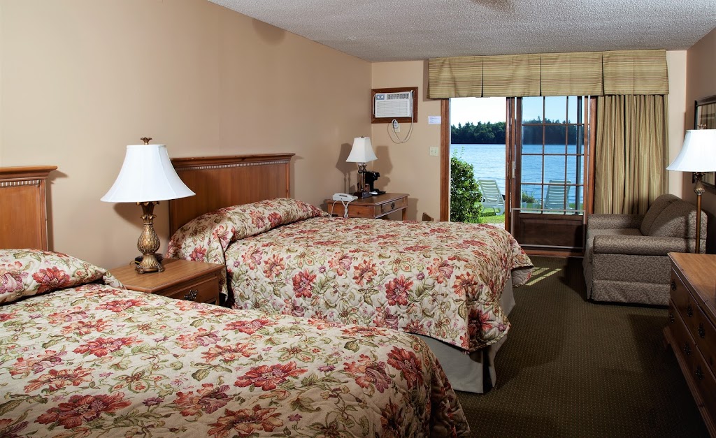 Severn Lodge - Muskoka, Ontario Canada Resort | 116 Gloucester Trail, Port Severn, ON L0K 1S0, Canada | Phone: (800) 461-5817