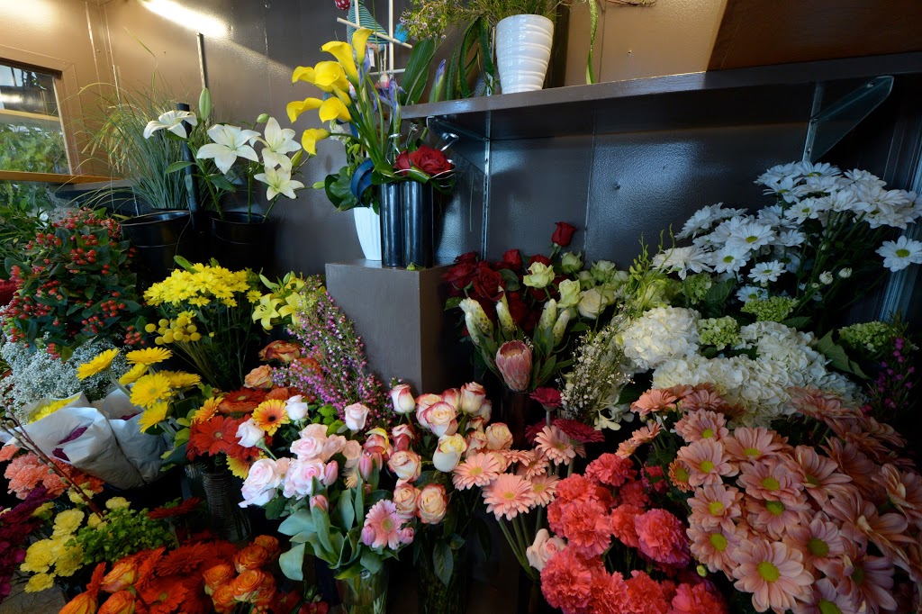 Fleuriste Les Fleurs DAlicia | 1130 Boulevard Lebourgneuf, Québec, QC G2K 0A9, Canada | Phone: (418) 634-1230