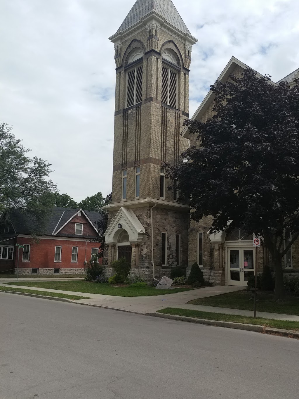 Knox Presbyterian Church | 55 Hincks St, St Thomas, ON N5R 3N9, Canada | Phone: (519) 631-2414