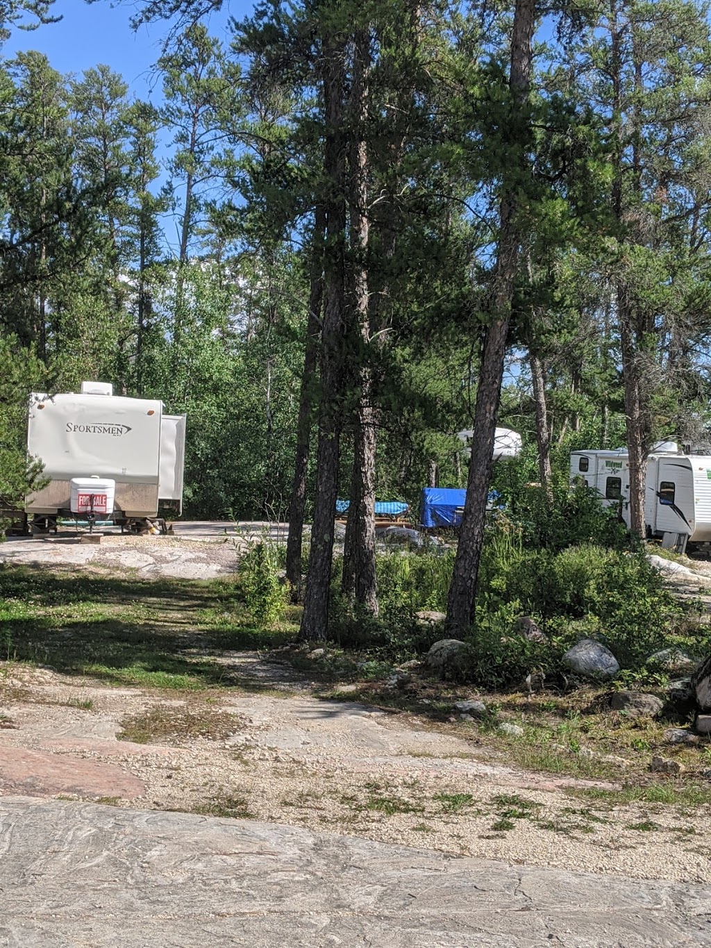 Blue Water RV Park & Campground | Pine Falls, MB R0E 1M0, Canada | Phone: (204) 228-2085