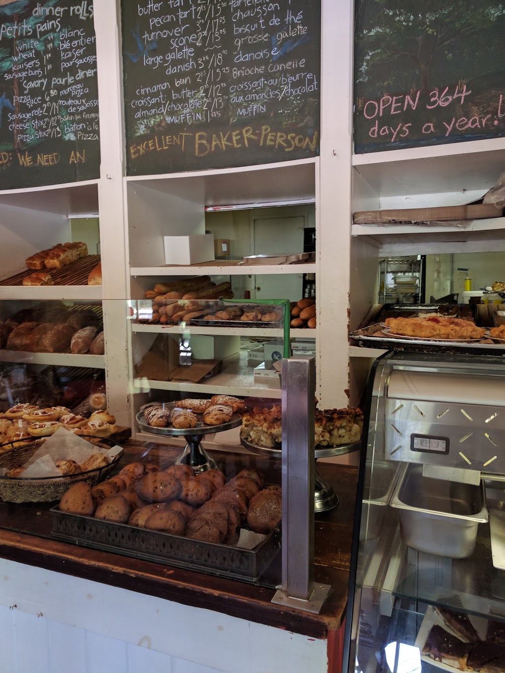 Wakefield Bakery | 813 Chemin Riverside, Wakefield, QC J0X 3G0, Canada | Phone: (819) 459-1528