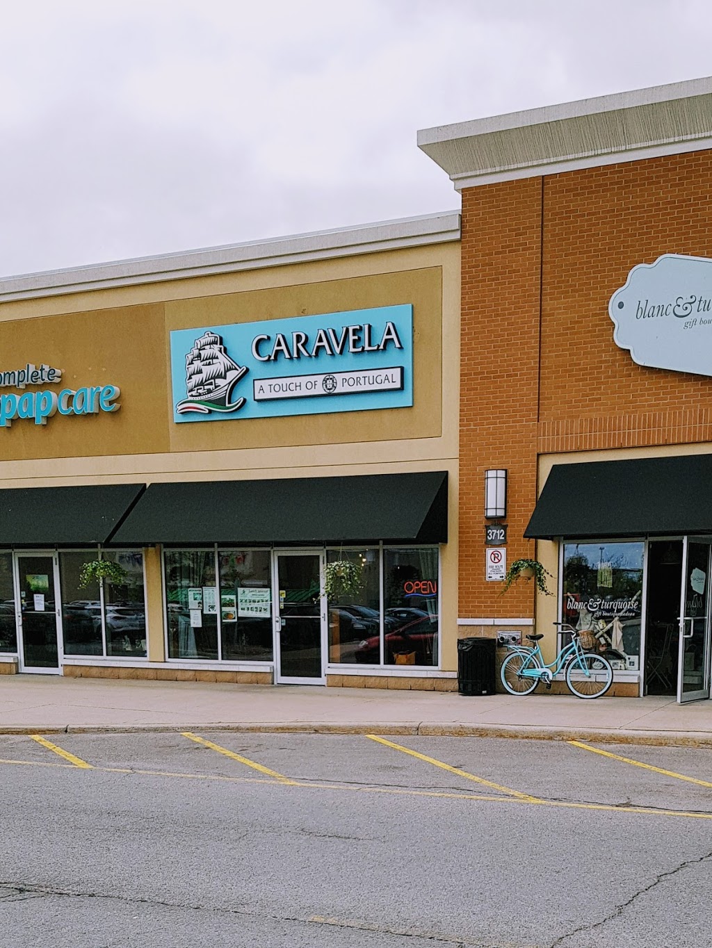 Caravela Restaurante | 3712 Innes Rd, Orléans, ON K1C 1T1, Canada | Phone: (613) 424-9200