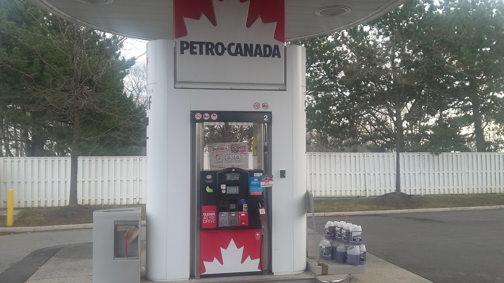 Petro-Canada | 3380 Dixie Rd, Mississauga, ON L4Y 2A8, Canada | Phone: (905) 238-9646