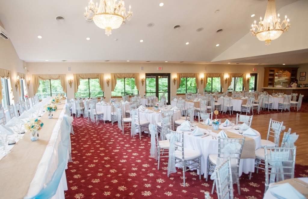 Golden Hawk Public Golf Course & Banquets | 9861 Meisner Rd, Casco, MI 48064, USA | Phone: (586) 727-4681