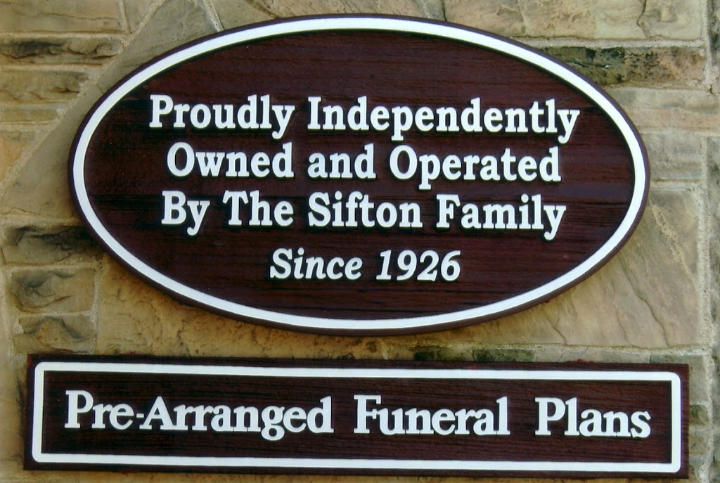 Sifton Funeral Home Limited | 118 Wellington St, St Thomas, ON N5R 2R2, Canada | Phone: (519) 631-1160