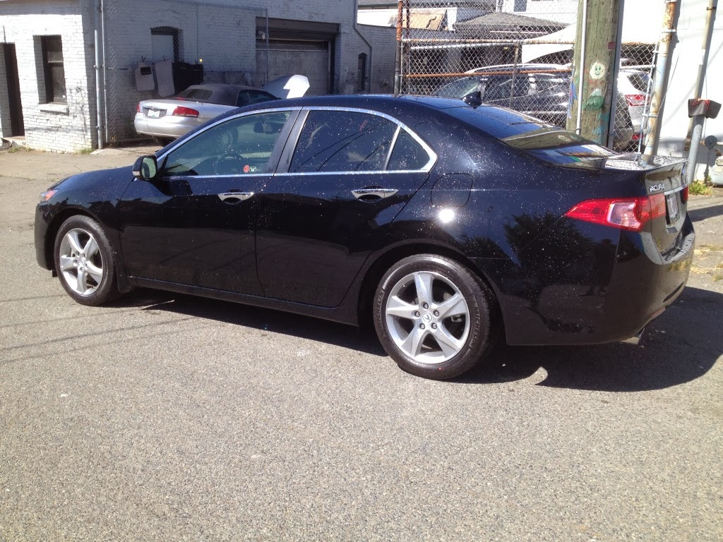 Diversity Auto Films | 2740 Bridge St #111, Victoria, BC V8T 5C5, Canada | Phone: (250) 896-6388