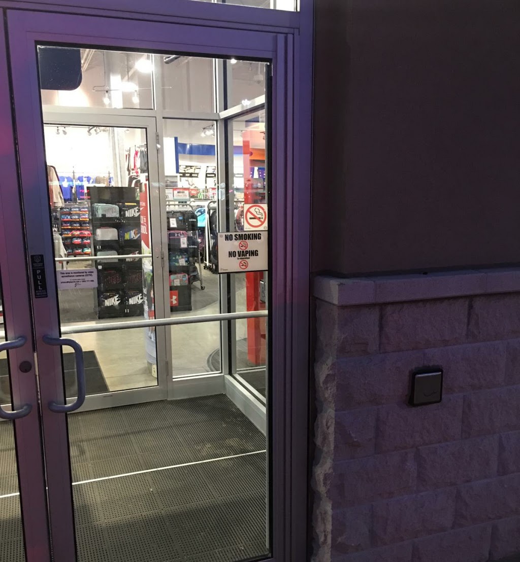 Toronto Commercial Door Repair- GTA | 150 Cactus Ave #37, North York, ON M2M 1P4, Canada | Phone: (866) 933-9376