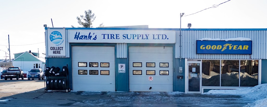 Hanks TIRECRAFT Smiths Falls | 22 Union St, Smiths Falls, ON K7A 2S2, Canada | Phone: (613) 283-0173