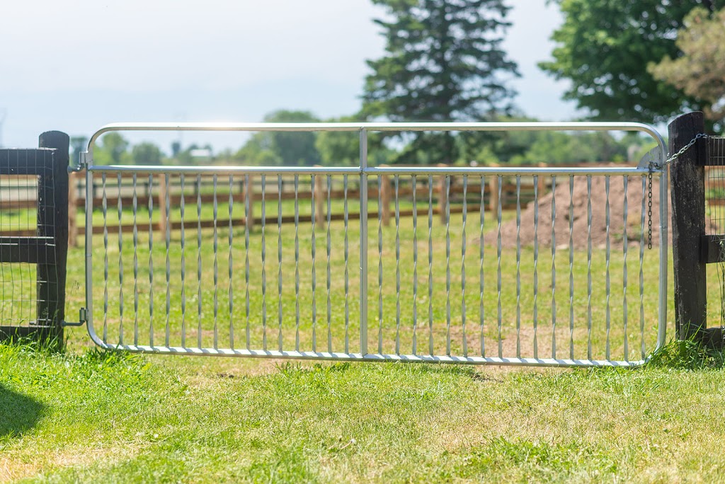 In-Line Fence | 405121 Beaconsfield Rd, Burgessville, ON N0J 1C0, Canada | Phone: (226) 228-3757