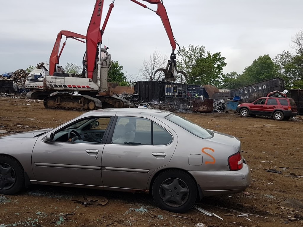 Instant Scrap Car Removal Etobicoke | 2413 Islington Ave #408, Etobicoke, ON M9W 3X6, Canada | Phone: (647) 484-7006