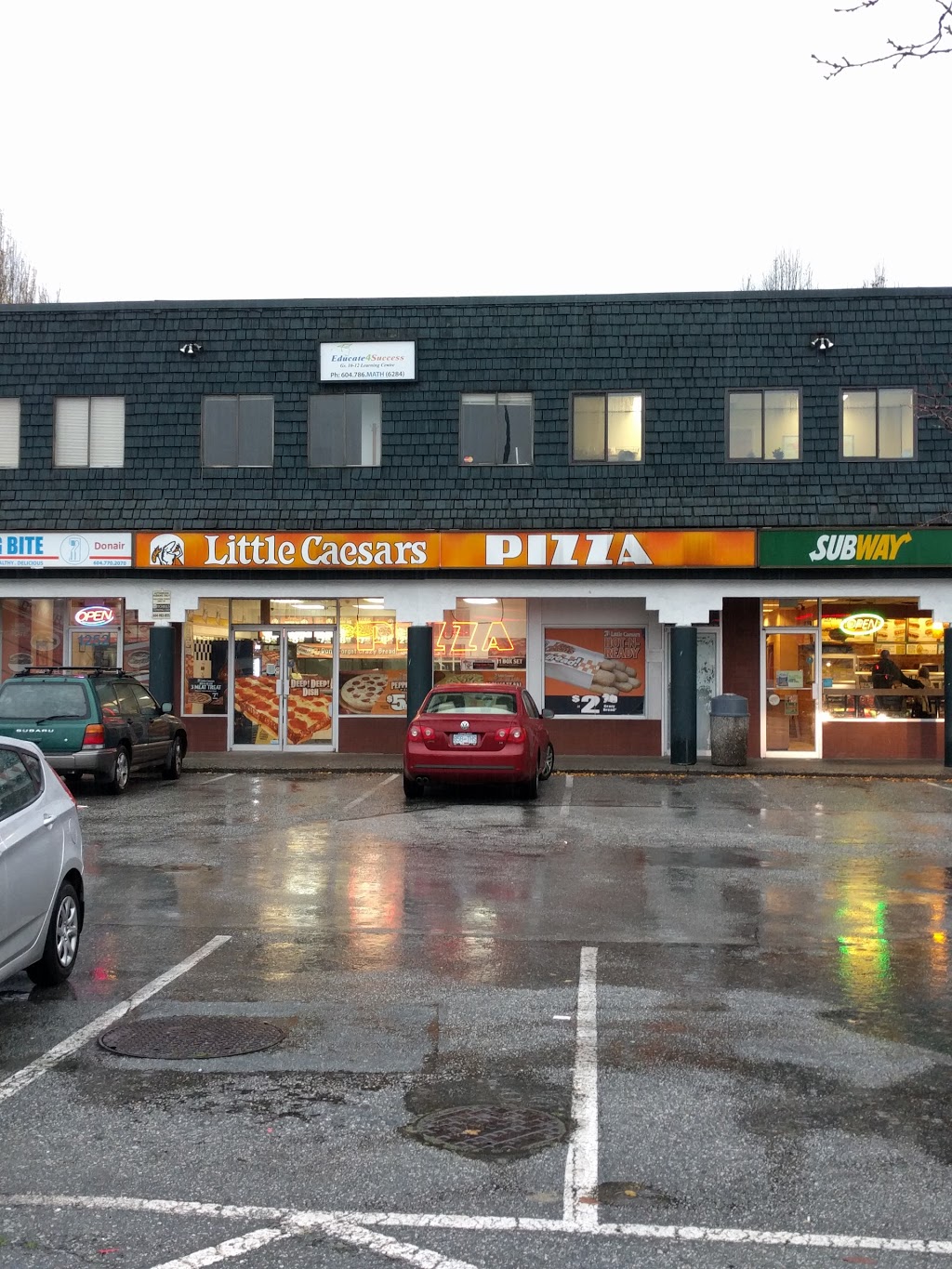 Little Caesars Pizza | 1254 Lynn Valley Rd, North Vancouver, BC V7J 2A3, Canada | Phone: (604) 985-2111