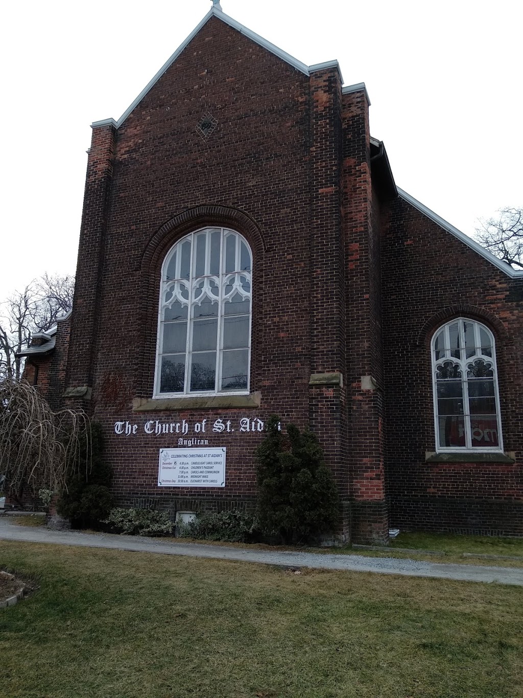 Church of St. Aidan | 2423 Queen St E, Toronto, ON M4E 1H6, Canada | Phone: (416) 691-2222