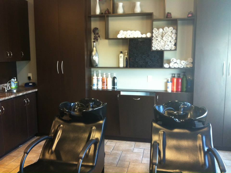 Salon L Aquarelle Et Lui | 1600 Rue Saint Maurice, Trois-Rivières, QC G8V 2M7, Canada | Phone: (819) 693-1020