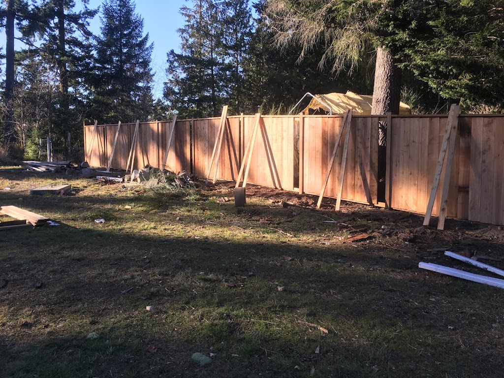 Spartan Fence Products LTD. | 2560 Selwyn Rd, Victoria, BC V9B 3L4, Canada | Phone: (250) 888-2093