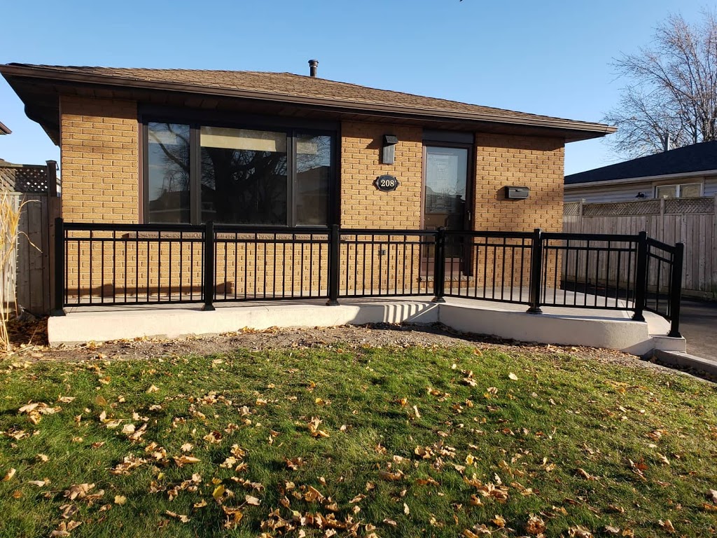 MCCONNELL ALUMINUM RAILINGS | 30 Edward St, Brantford, ON N3S 1V1, Canada | Phone: (519) 774-4518