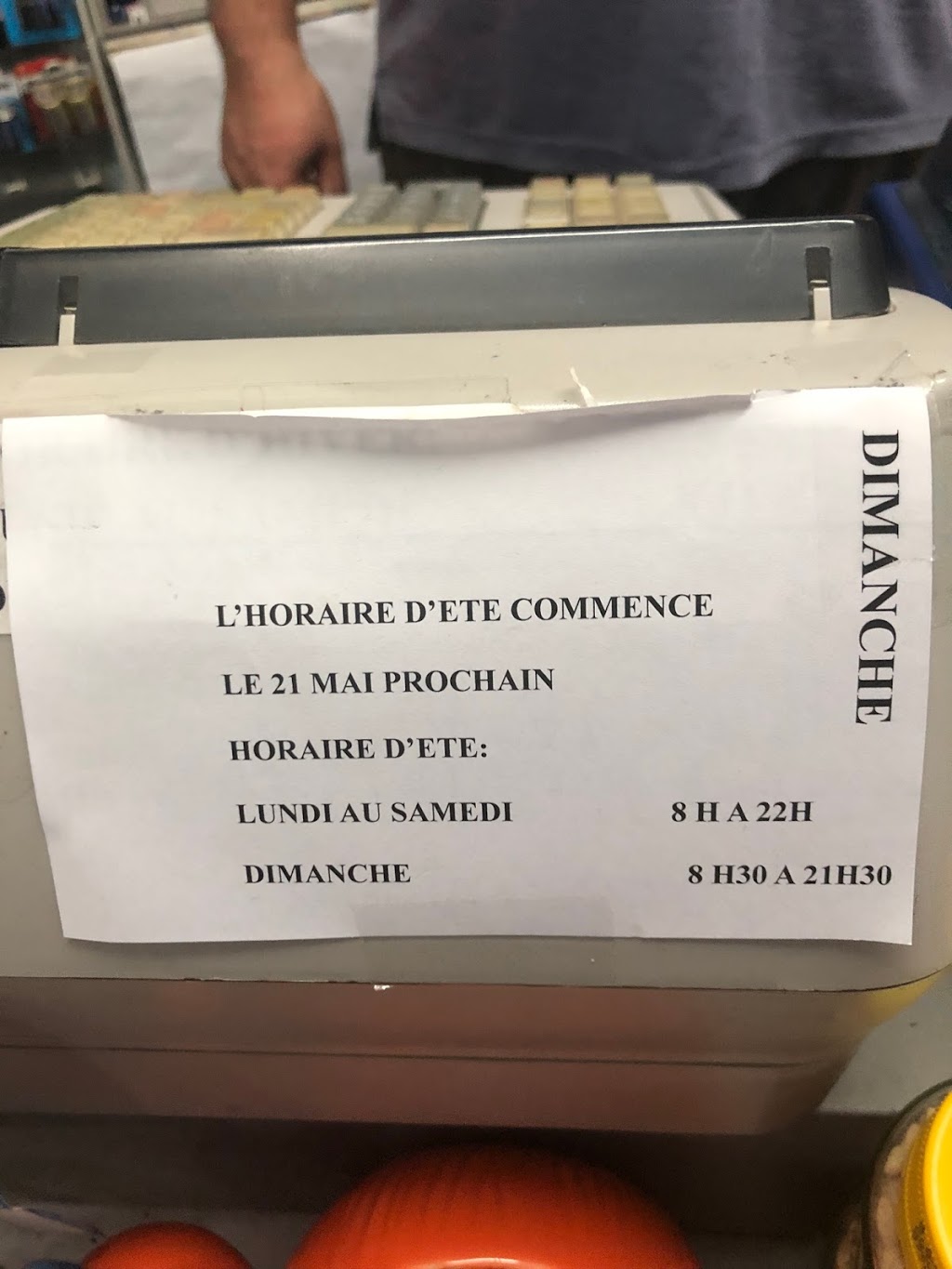 Depanneur Varietes Diane | 9088 Rue Notre-Dame Est, Montréal, QC H1L 3M8, Canada | Phone: (514) 352-3023